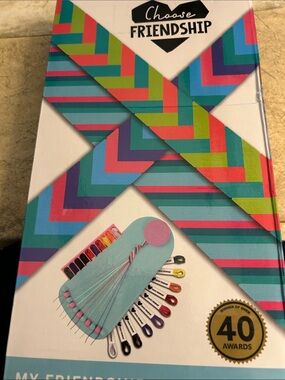 Friendship Bracelet Kit - Multicolor